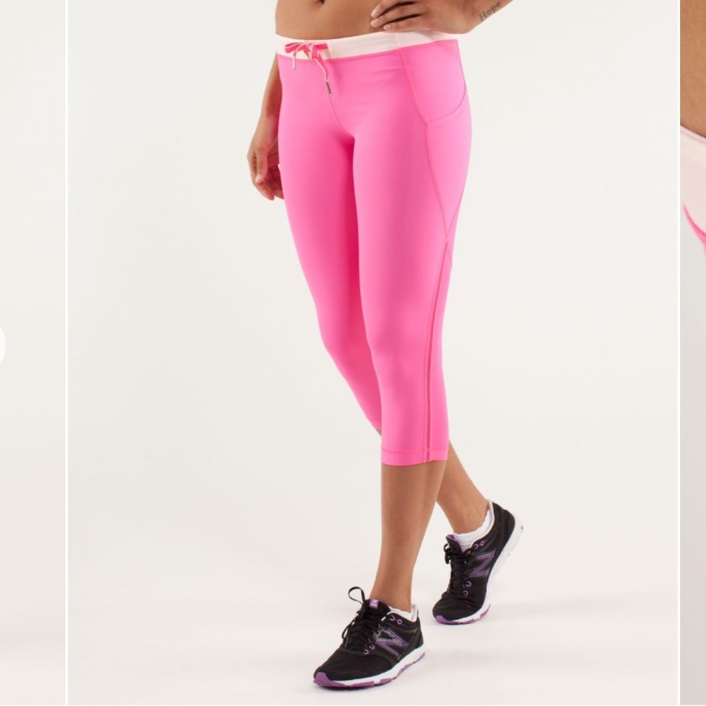 Lululemon Beach Runner Crop
Pinkelicious / Parfait Pink